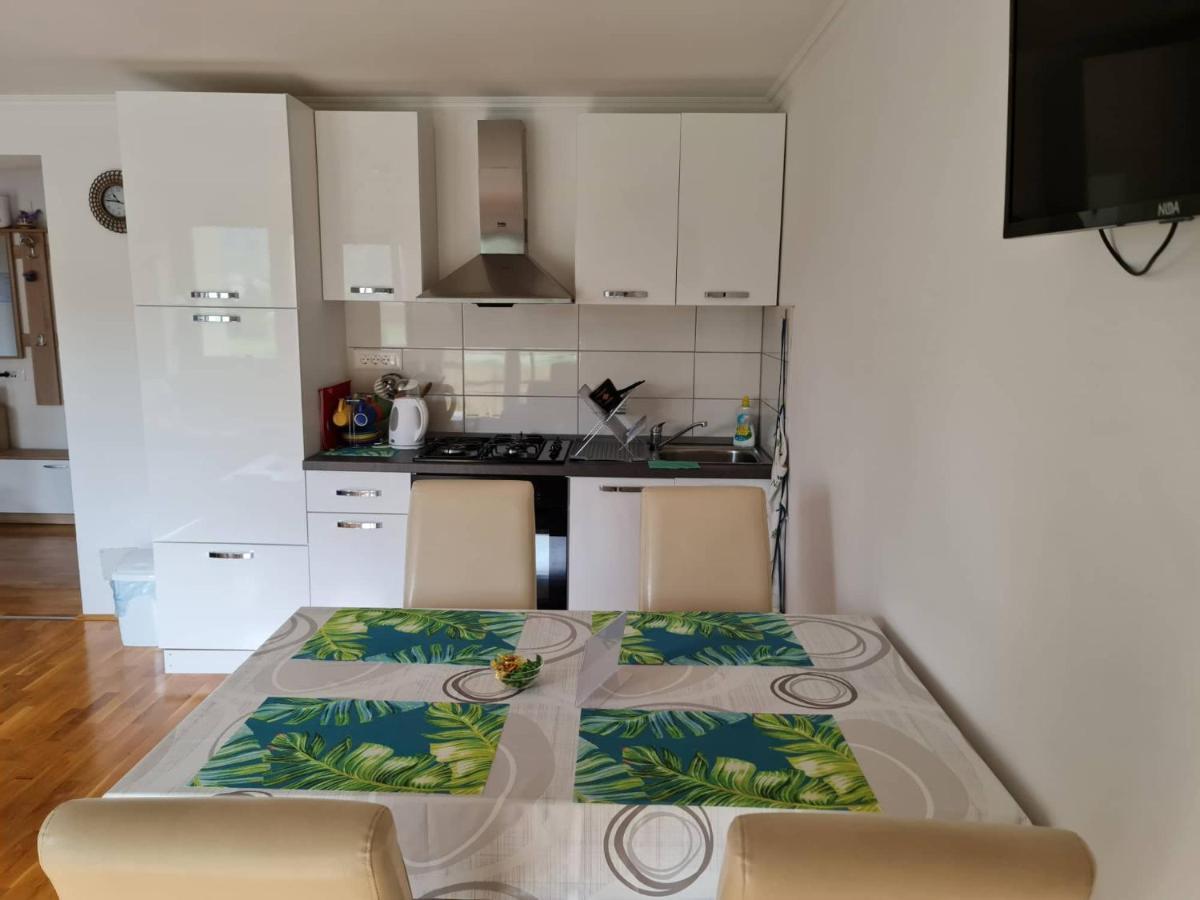 Apartman Belamar Duga Resa Esterno foto